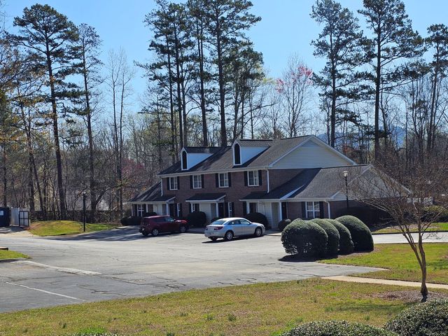 203 McElhaney Rd #1B-1Ba, Travelers Rest, SC 29690