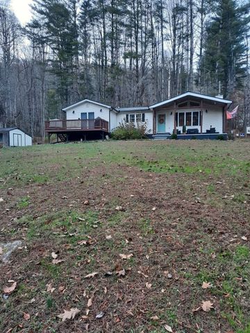 471 Woodfin Rd, Sylva, NC 28779