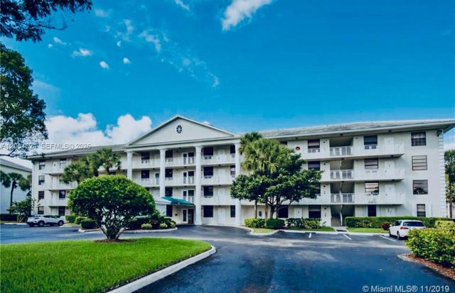 1721 Whitehall Dr #101, Davie, FL 33324