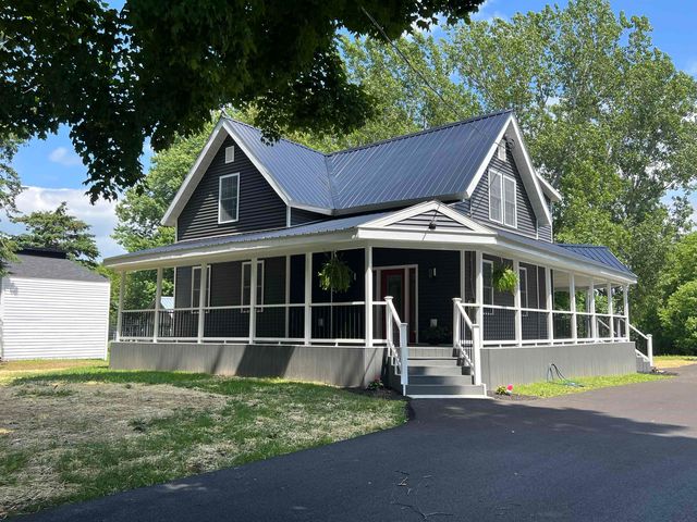 86 State St, Canton, NY 13617