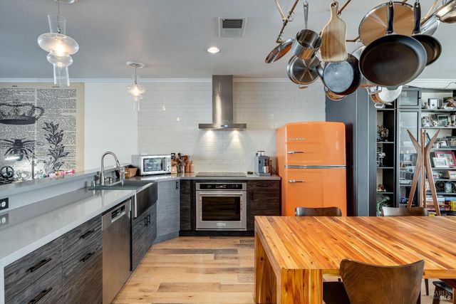 472 Emily Rose Circle, Windsor, CA 95492