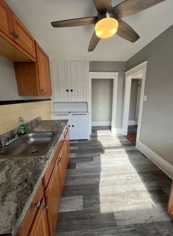 129 Laurel St #3, Lancaster, PA 17603