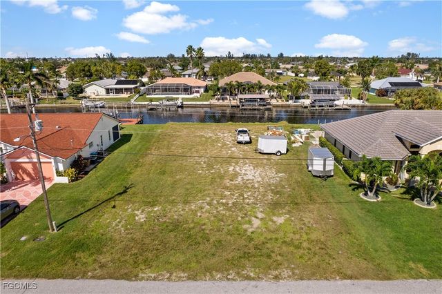 229 SE 28th Ter, Cape Coral, FL 33904