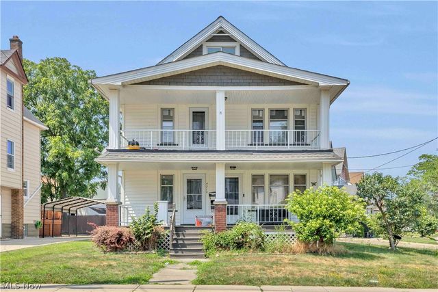 4270 Valley Rd, Cleveland, OH 44109