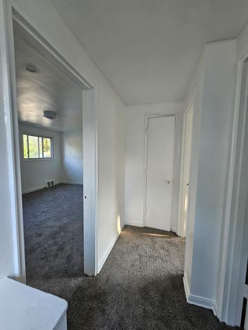 14565 Evergreen Rd, Detroit, MI 48223