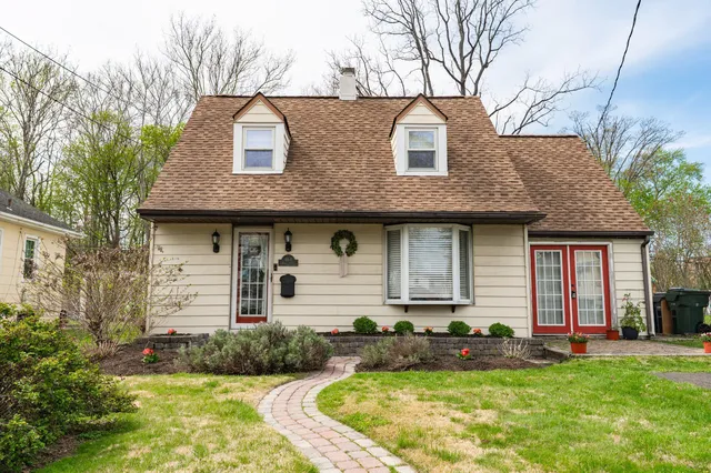 464 N  Tyson Ave, Glenside, PA 19038