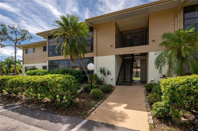 5712 Foxlake Dr #1, North Fort Myers, FL 33917
