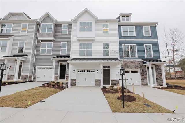 7885 Alexandria Dr, Chesterfield, VA 23832