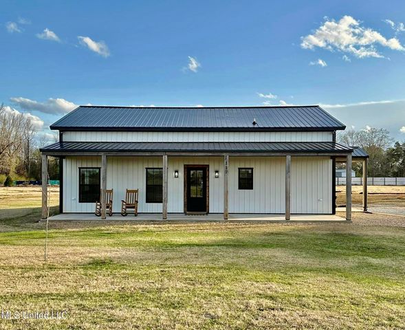 117 Archey Ln, Lucedale, MS 39452