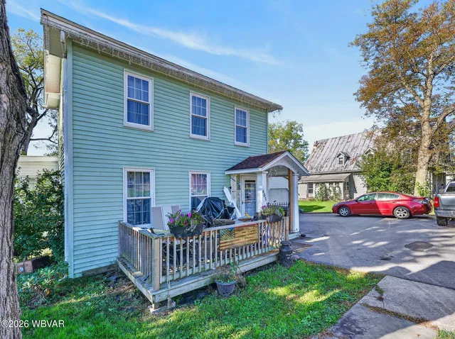 605 Huston St, Lock Haven, PA 17745