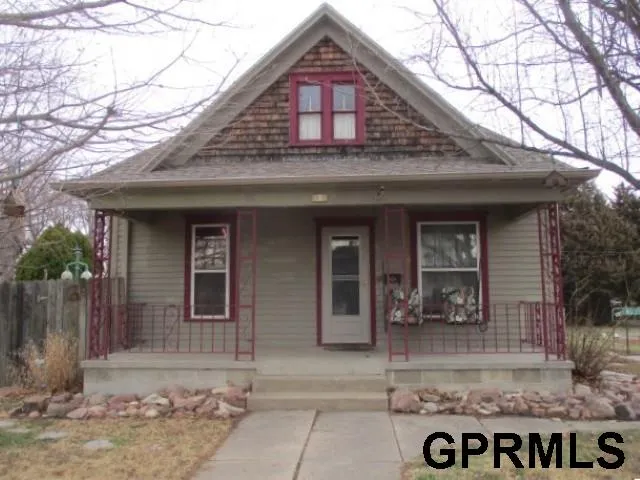 101 5th St, Fairbury, NE 68352