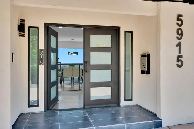 5915 Madra Ave, San Diego, CA 92120