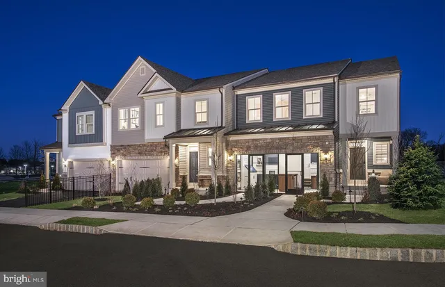 435 Aspen Trl #10204, Maple Glen, PA 19002