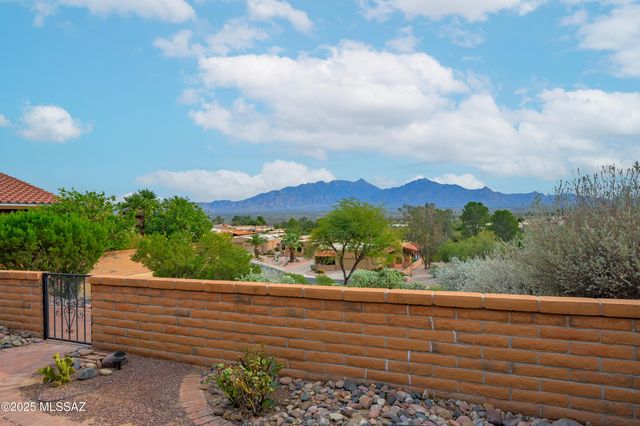 937 W  Desert Hills Dr, Green Valley, AZ 85622
