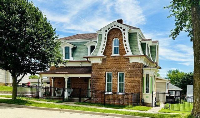 229 North Monroe Street, Lancaster, WI 53813