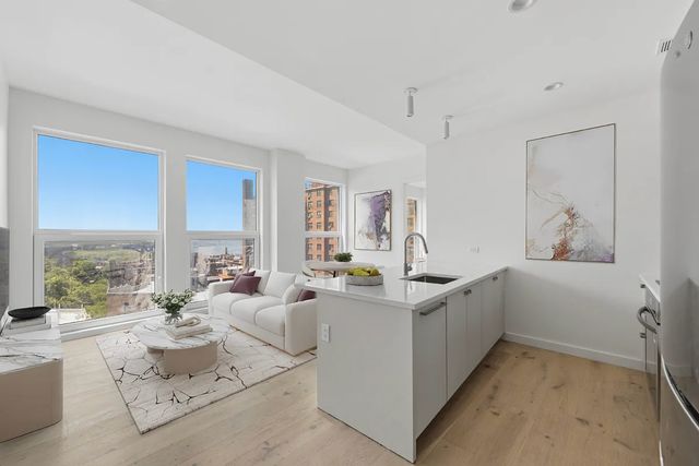 636 W  158th St #PHB, New York, NY 10032