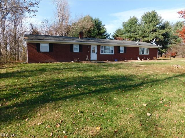 61784 Ray Ramsey Rd, Jacobsburg, OH 43933