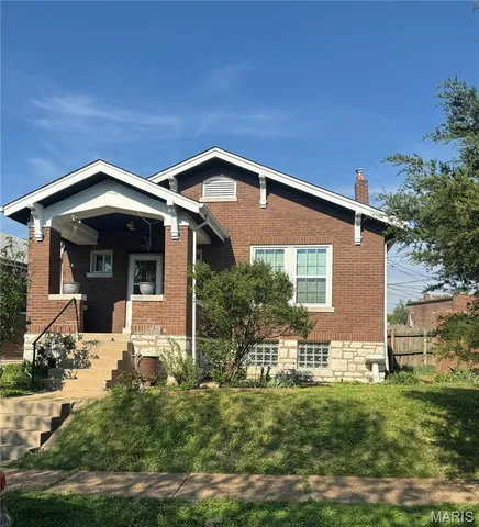 4919 Tyrolean Ave, Saint Louis, MO 63109
