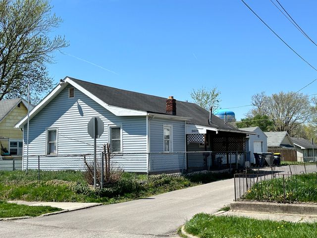 2607 Lincoln St, Anderson, IN 46016