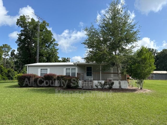 6303 SW County Road 18, Fort White, FL 32038