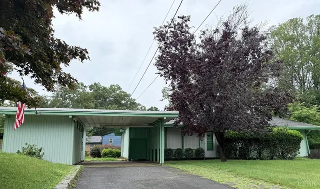 515 Elmwood Ave, Lynchburg, VA 24503