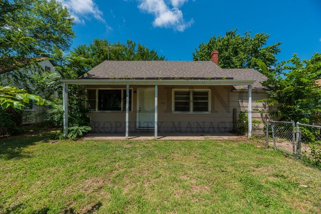351 S  All Hallows Ave, Wichita, KS 67213