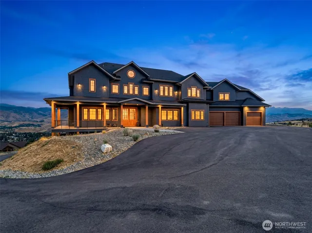 3900 Sky Crest, Wenatchee, WA 98801
