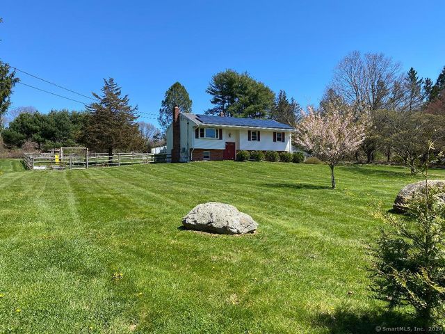 135 West Rd, Colchester, CT 06415