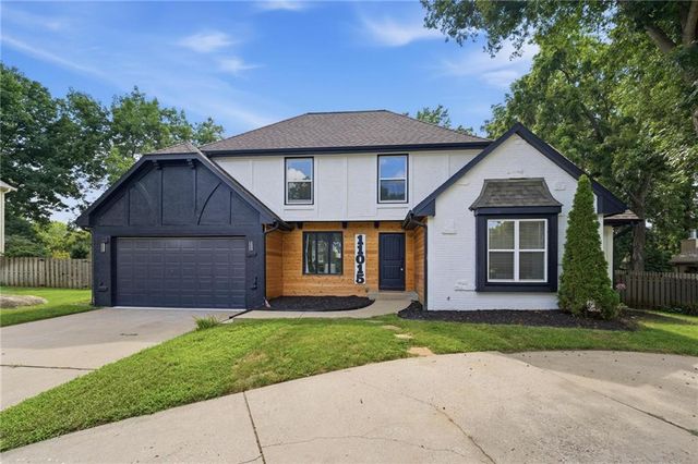 11015 W  120th Ter, Overland Park, KS 66213