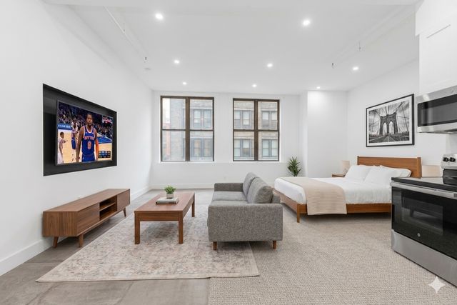 81 Willoughby St #402, Brooklyn, NY 11201