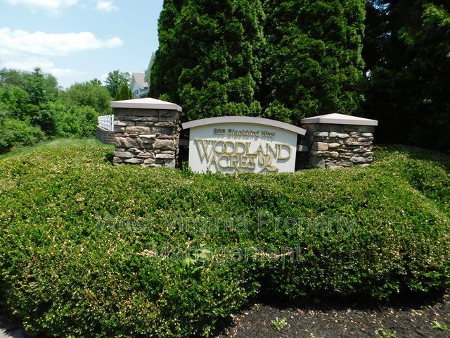 212 Cardinal Way #63, Lewisburg, WV 24901