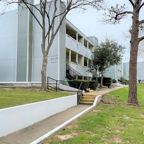 781 Country Place Dr #1023, Houston, TX 77079