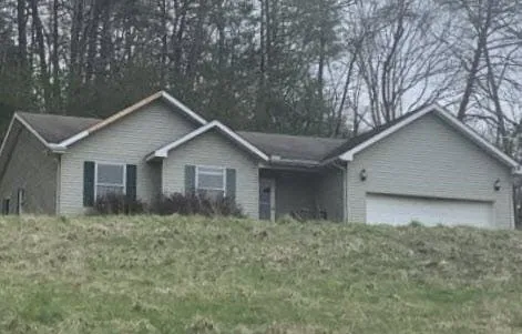 136 Circle Way, Scott Depot, WV 25560