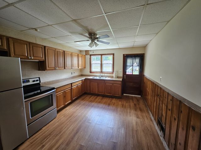 301 College Ave, New Windsor, MD 21776