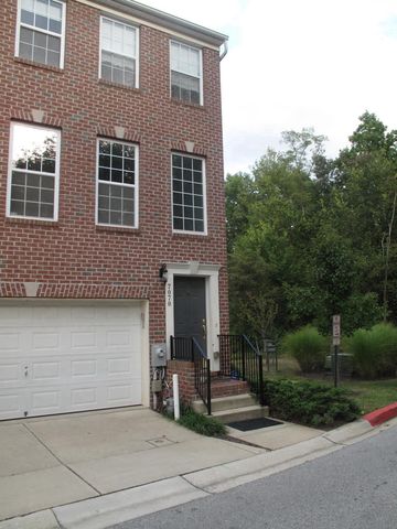 7070 Water Oak Rd, Elkridge, MD 21075