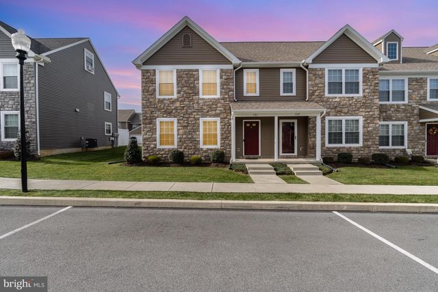 731 Farmwood Ln #U-0076, Lebanon, PA 17042