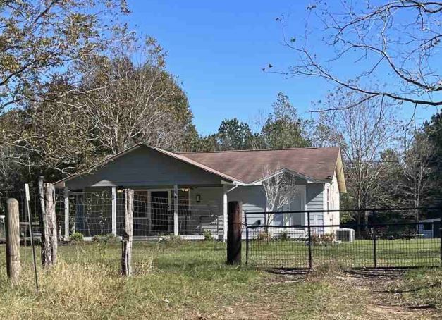 30 County Road 2119, Cleveland, TX 77327