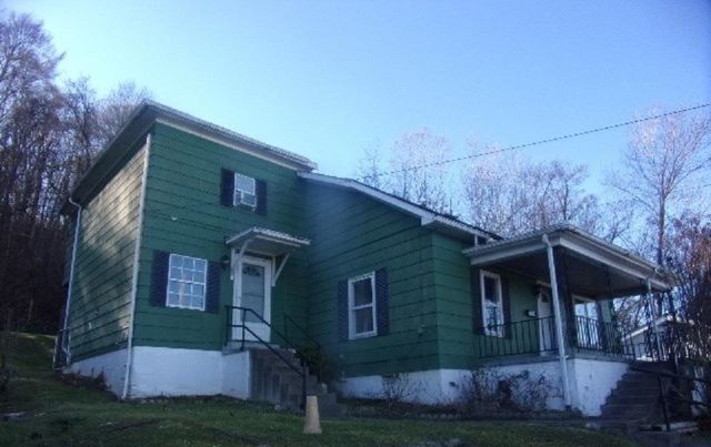 404 Sycamore St, Greenup, KY 41144