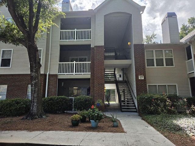 2011 Highway 17 N #2000O, Mount Pleasant, SC 29466