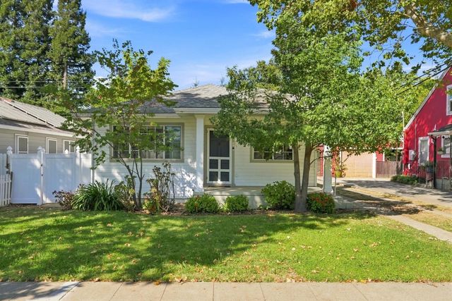 1165 1st Ave, Walnut Grove, CA 95690