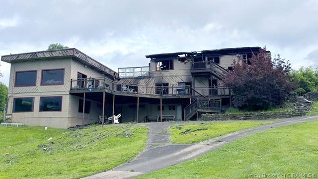 1702 Graybrook Lane, New Albany, IN 47150
