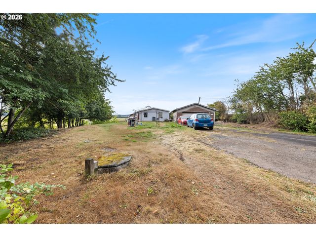 1050 W  Lincoln St, Carlton, OR 97111
