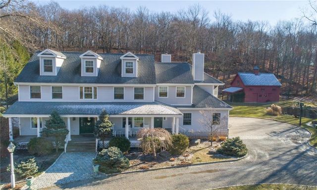 11 Birch Hill Road, Pawling, NY 12564