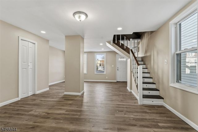 11 Tichenor Ter, Irvington, NJ 07111