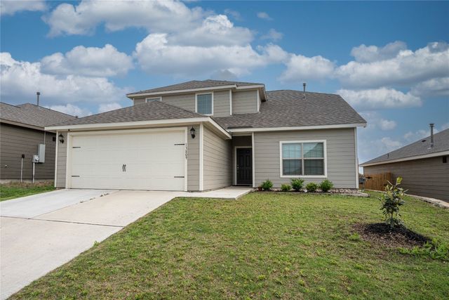 13809 Musselshell Dr, Ponder, TX 76259