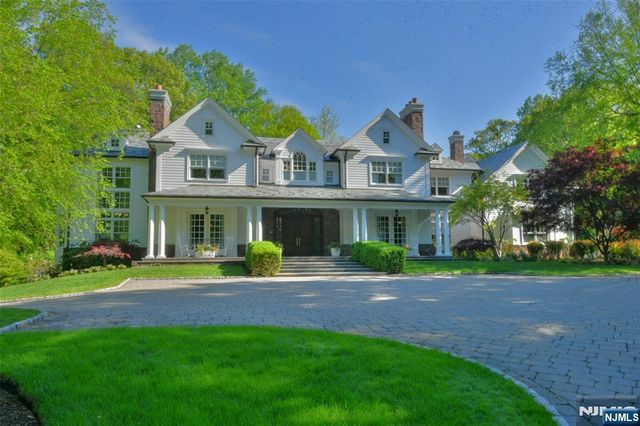 45 Ackerman Rd, Saddle River, NJ 07458
