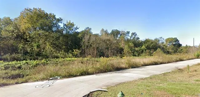 Sebastapol Ln, Saint Bernard, LA 70085