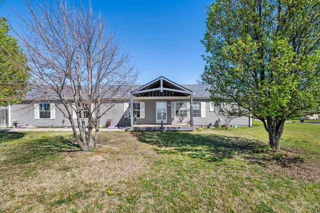 516 S  Mill Rd, Leon, KS 67074