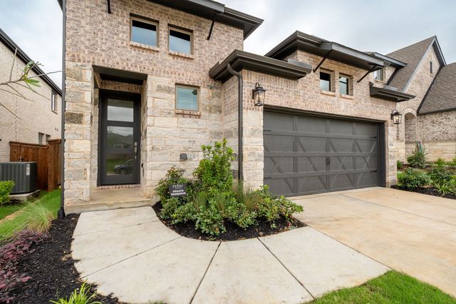 9316 Paintbrush Dr, Oak Point, TX 75068