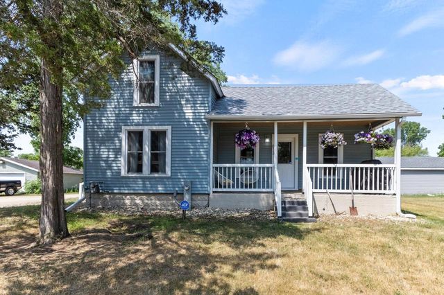 613 South Miller Street, Oxford, WI 53952